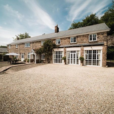 Bed and Breakfast Stoodleigh Court Coach House Тивертон Экстерьер фото